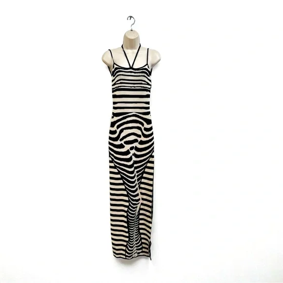 Hera Collection Black Ivory Zebra Stripes Maxi  Size Small - Picture 8 of 10